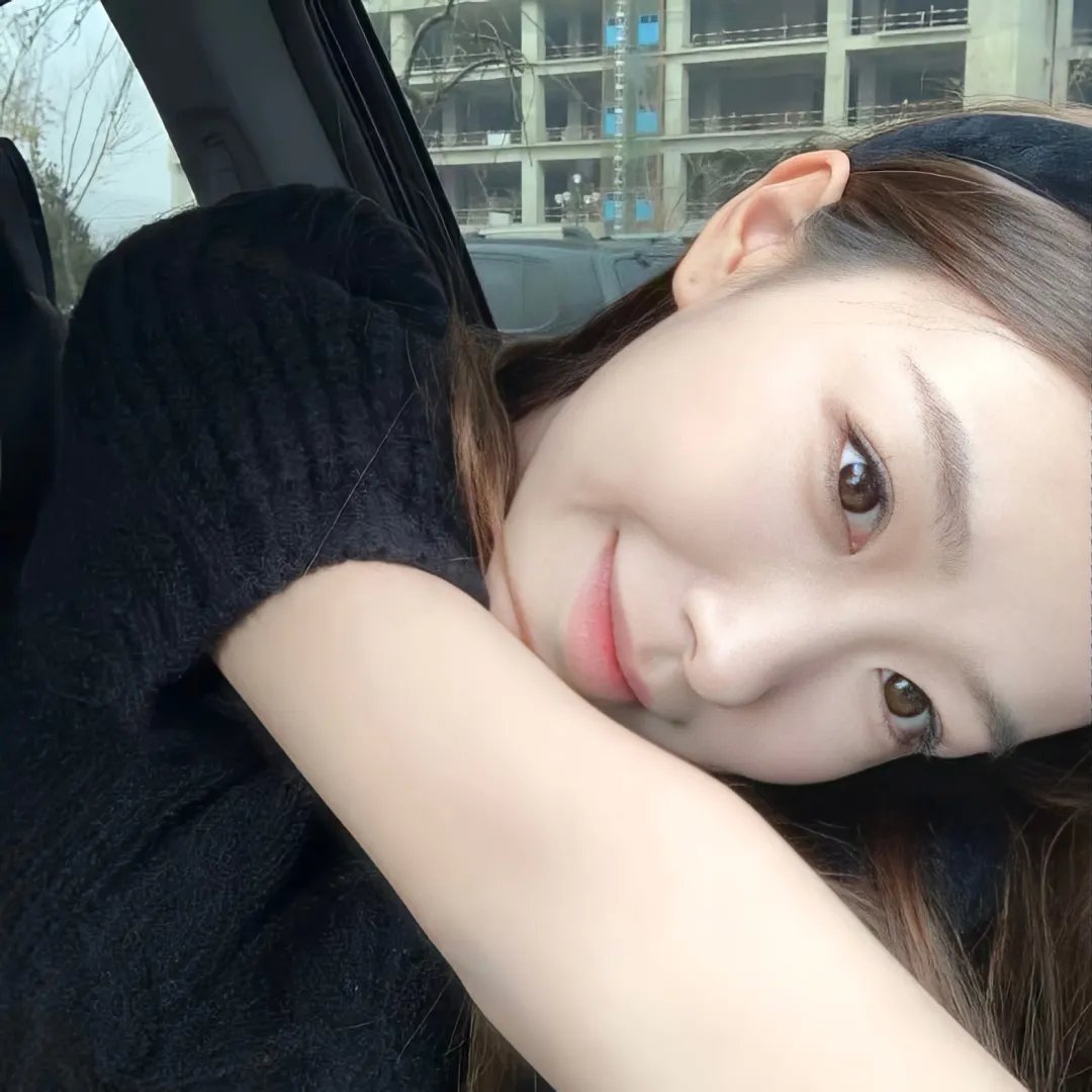 穿着鞋子的贝壳马塞尔